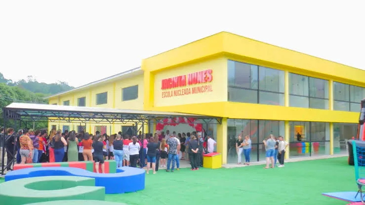 Comunidade critica gestão municipal e cobra soluções em audiência pública sobre a Escola Jacinta Nunes