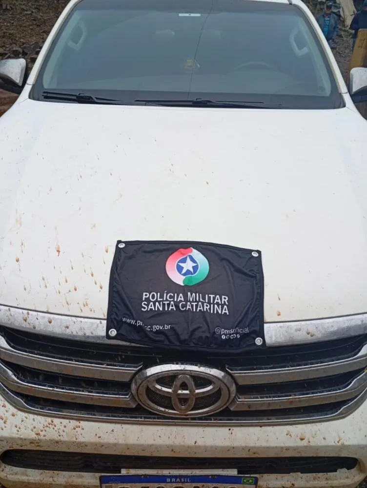 Roubo violento a residência termina com recuperação de caminhonete no Oeste de Santa Catarina