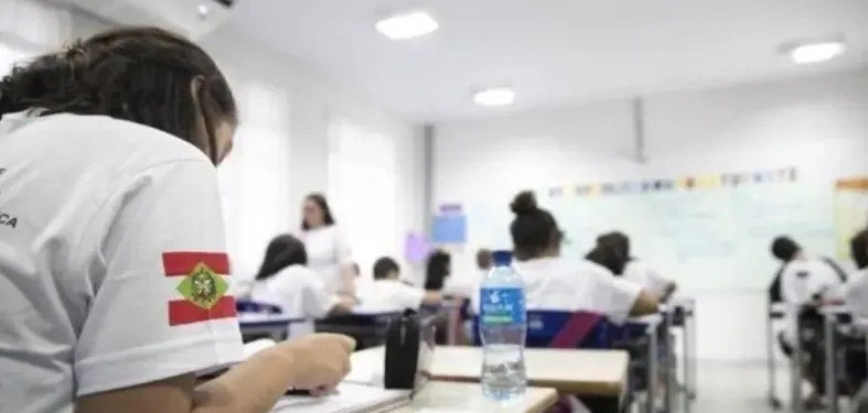Mais de 293 mil alunos estudam em escolas integrais em SC, aponta Censo